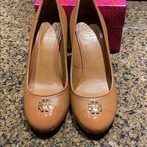Like new Tory Burch wedges
